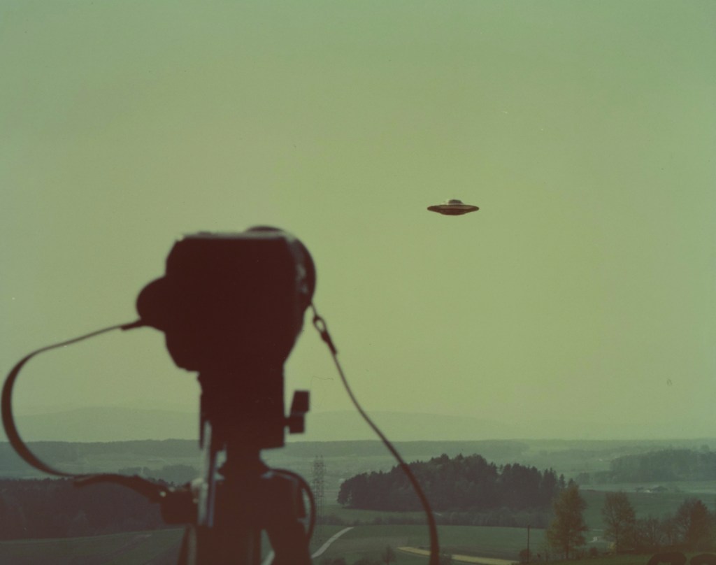 Camera with Beam Ship