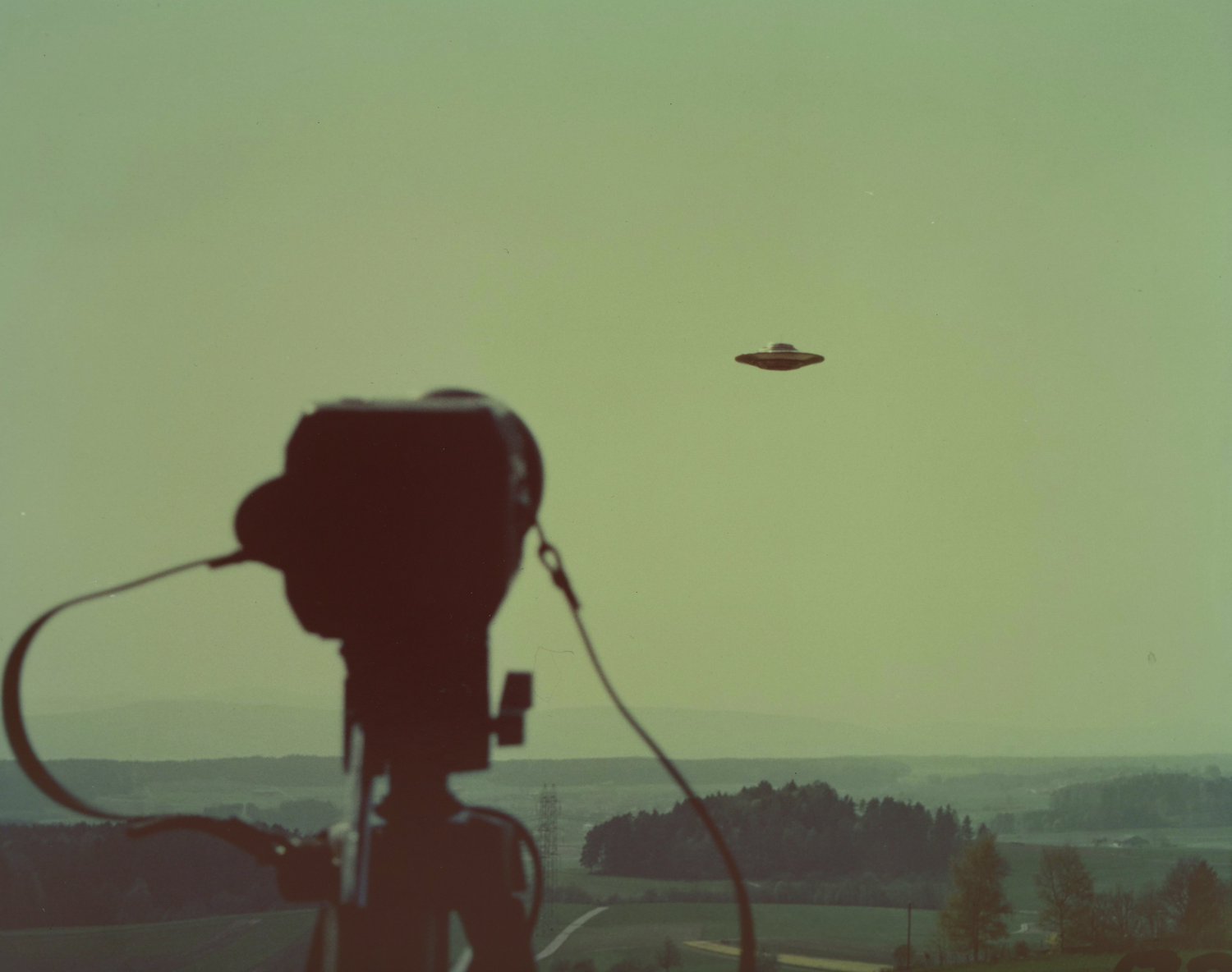 Camera with Beam Ship